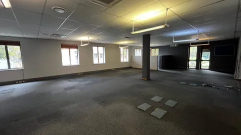 28 Sloane Street, Bryanston